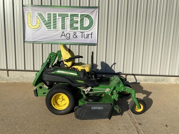 Image of John Deere Z930M equipment image 1