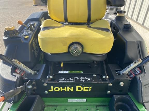 Image of John Deere Z930M equipment image 3