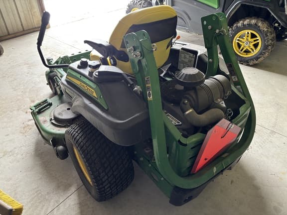 Image of John Deere Z930R equipment image 1