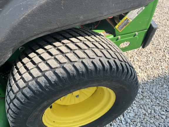 Image of John Deere Z930R equipment image 3