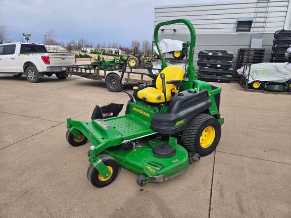 2017 John Deere Z997R Equipment Image0