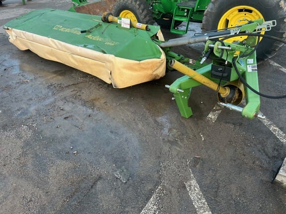 2017 Krone AMR320 Equipment Image0