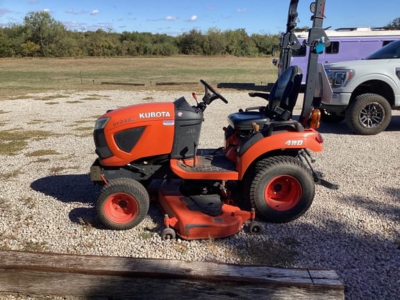 2017 Kubota BX2380 Equipment Image0