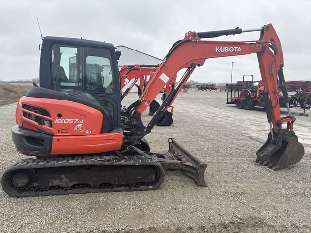 Image of Kubota KX057-4 equipment image 4