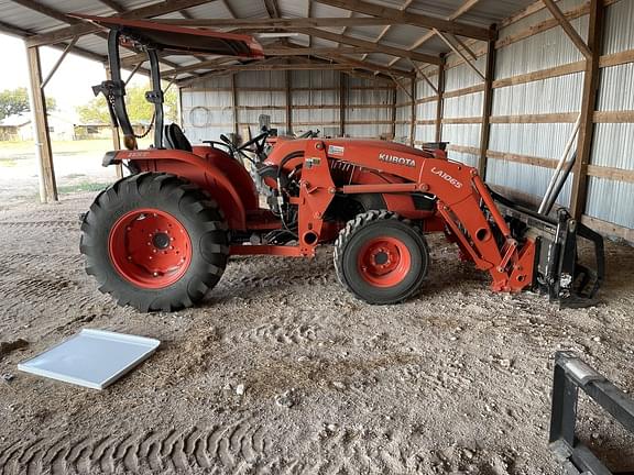 Image of Kubota MX4800 equipment image 3