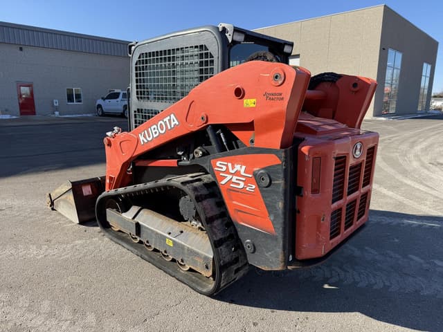 Image of Kubota SVL75-2 equipment image 2
