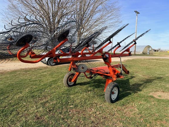 Image of Kuhn SR112 equipment image 3