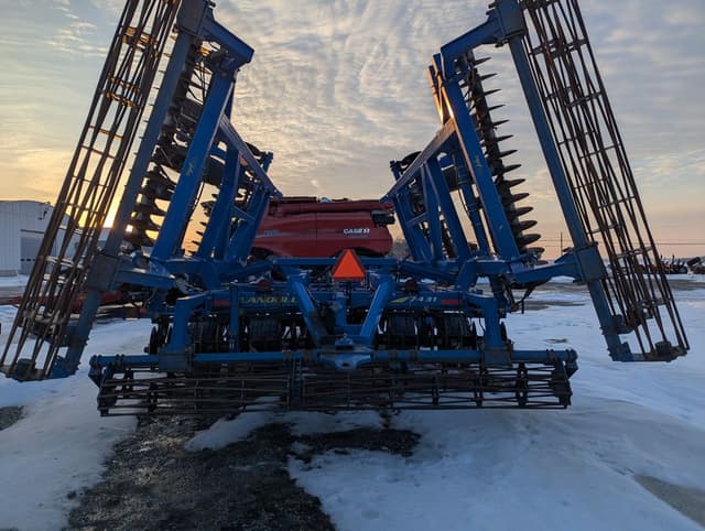 Image of Landoll 7431 equipment image 2