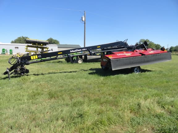 Image of MacDon R116 equipment image 1