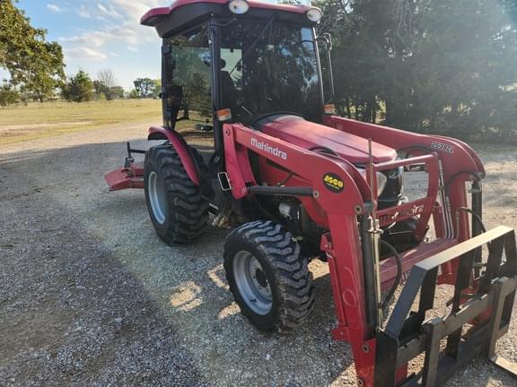 Image of Mahindra 2538 equipment image 4