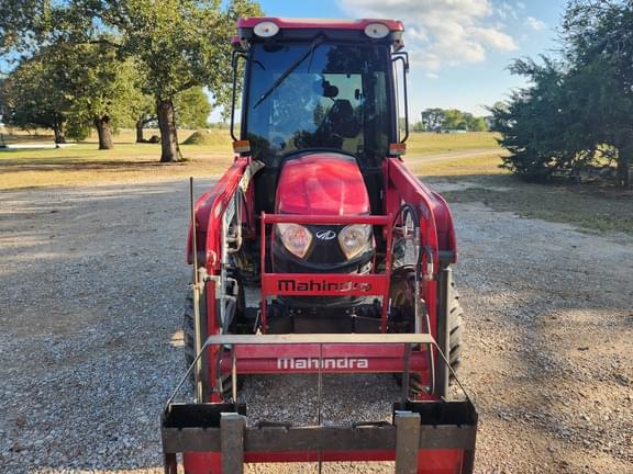 Image of Mahindra 2538 equipment image 3