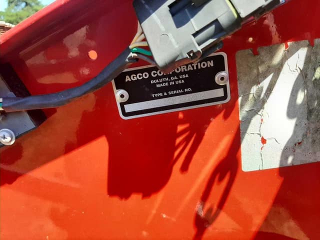 Image of Massey Ferguson 1734 equipment image 1