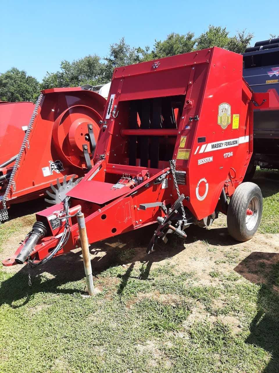 2017 Massey Ferguson 1734 Equipment Image0