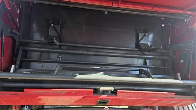 Image of Massey Ferguson Hesston 2956 equipment image 4