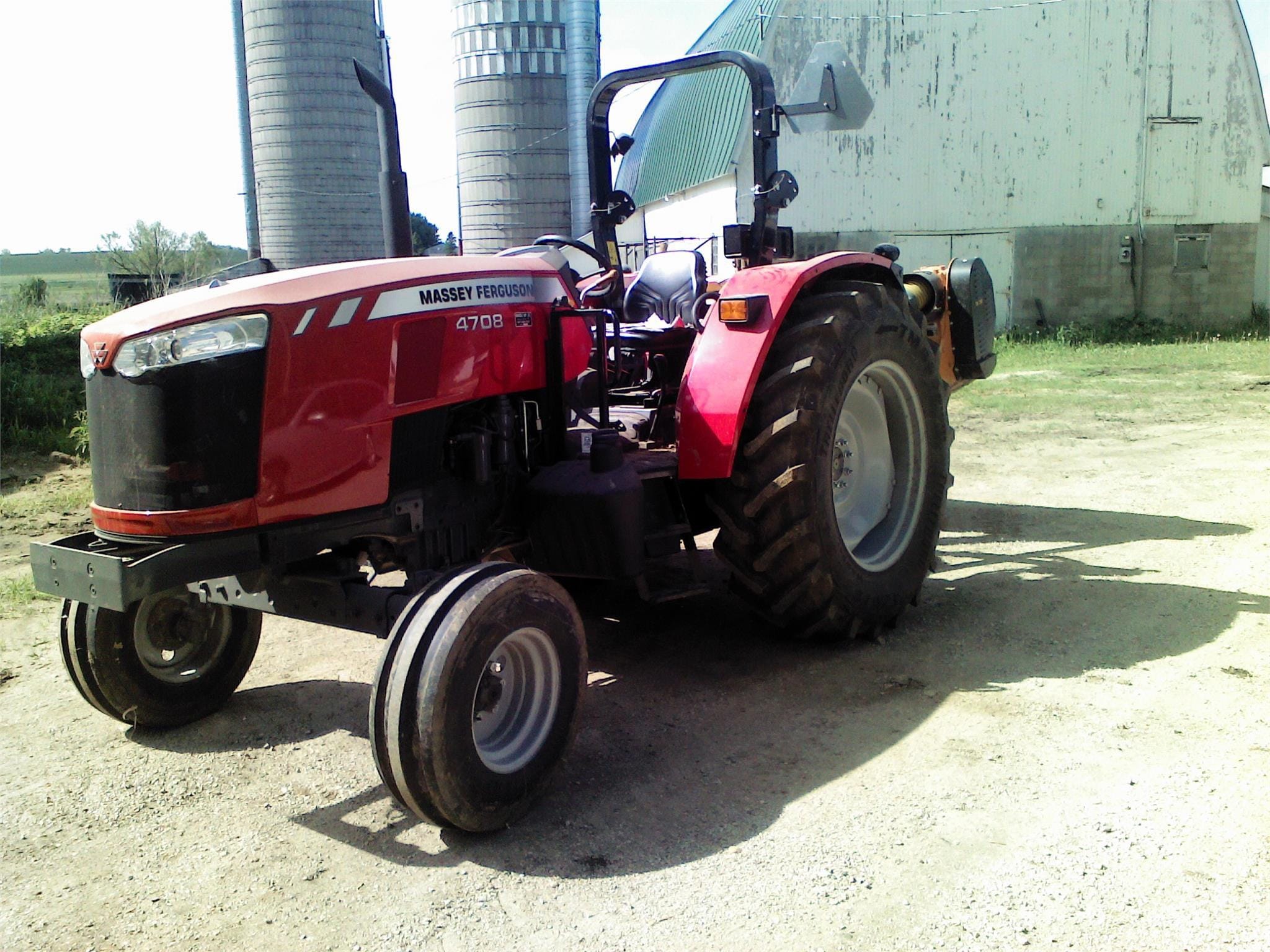 2017 Massey Ferguson 4708 Equipment Image0