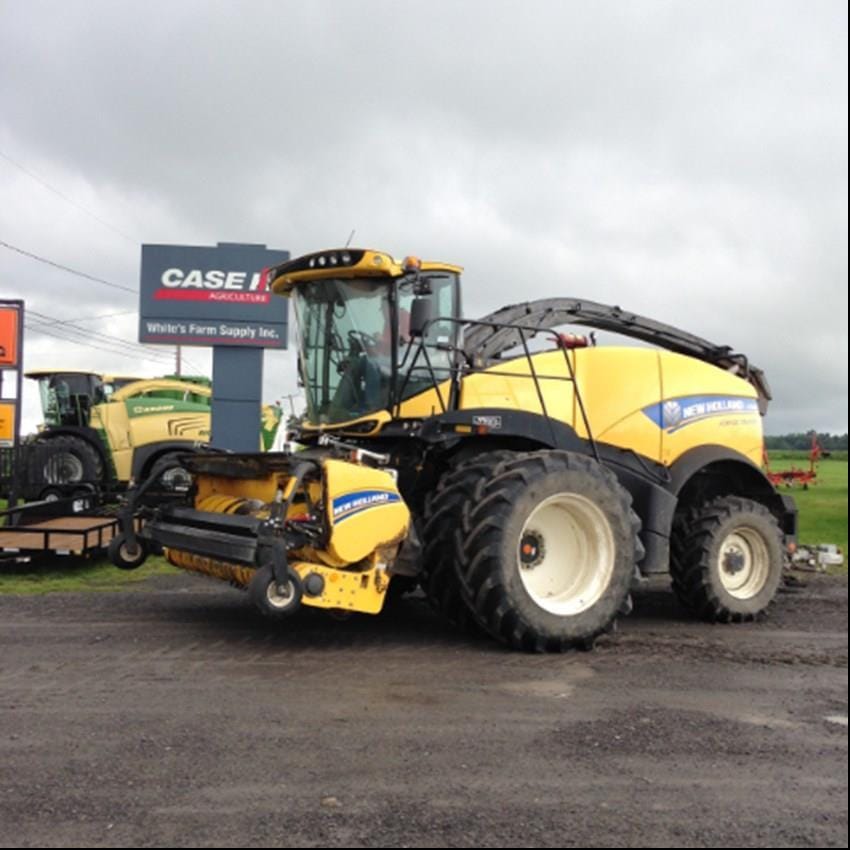 2017 New Holland FR850 Equipment Image0