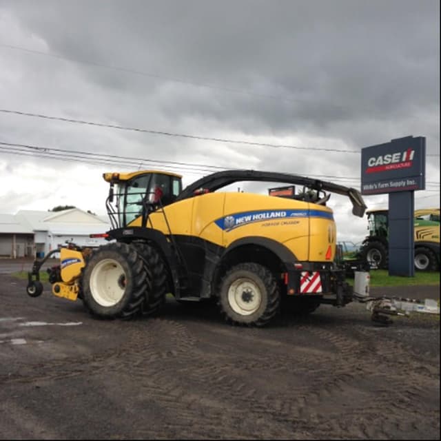 Image of New Holland FR850 equipment image 1