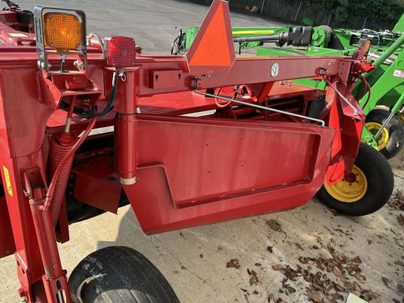 Image of New Holland H7230 equipment image 4