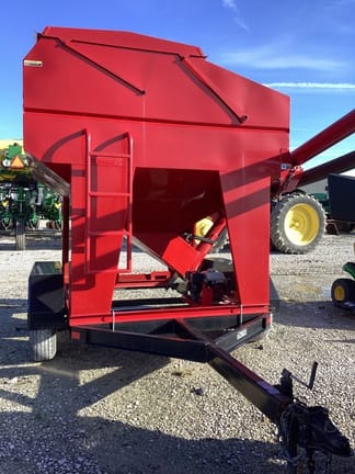 2017 Patriot 220 Equipment Image0