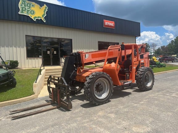 2017 Skytrak 8042 Equipment Image0