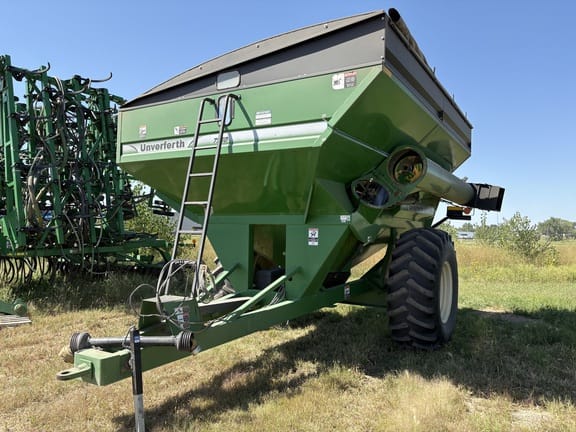 2017 Unverferth 7250 Equipment Image0