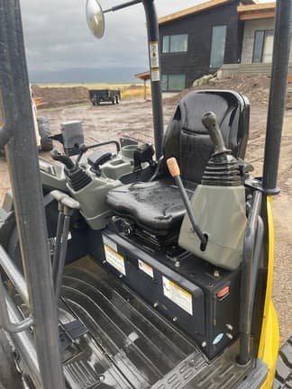 Image of Yanmar VIO35 equipment image 4