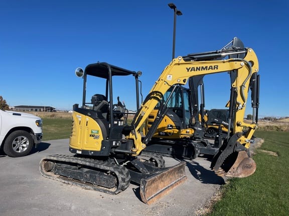 2017 Yanmar VIO35 Equipment Image0