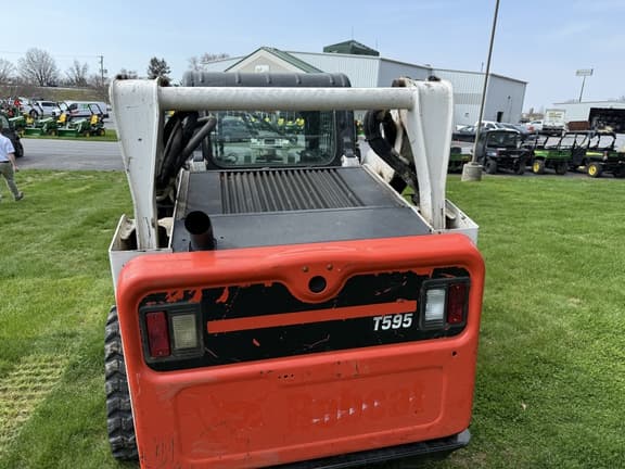 Image of Bobcat T595 equipment image 4
