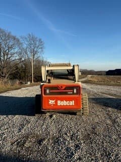 Image of Bobcat T650 equipment image 3