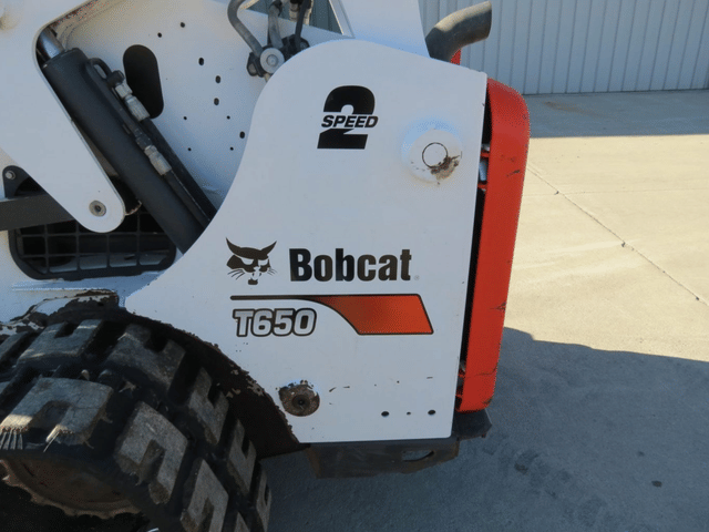 Image of Bobcat T650 equipment image 1