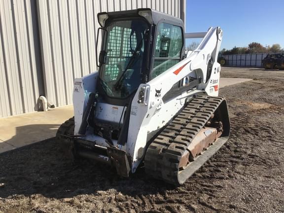 Image of Bobcat T870 equipment image 2