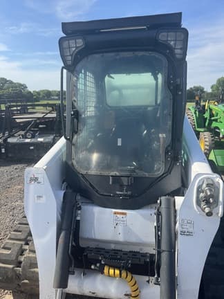 Image of Bobcat T870 equipment image 1