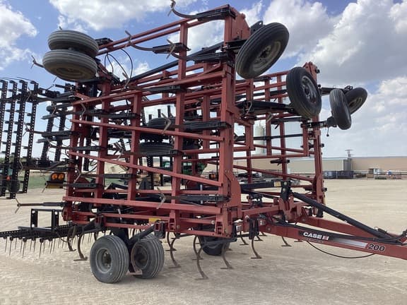 Image of Case IH 200 equipment image 1
