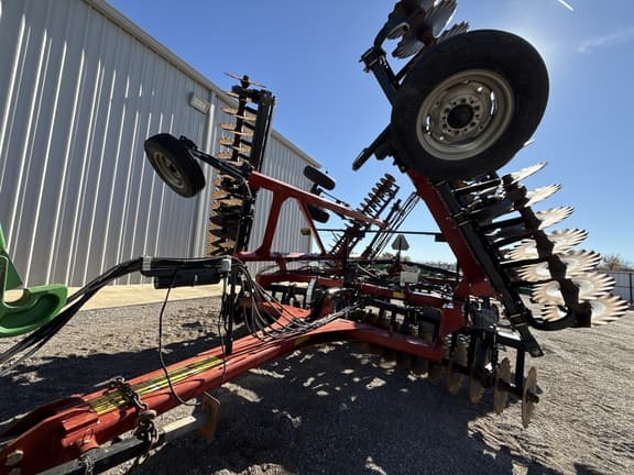 Image of Case IH 335VT equipment image 2
