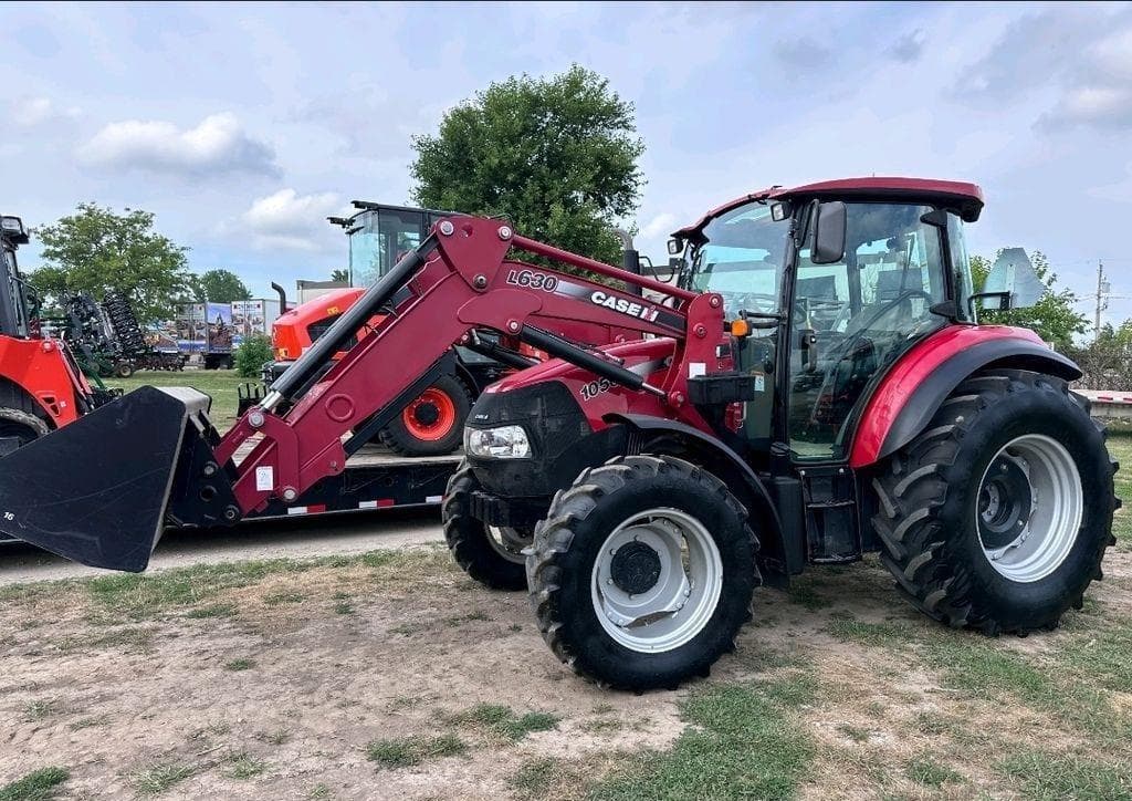Image of Case IH Farmall 105C Primary image
