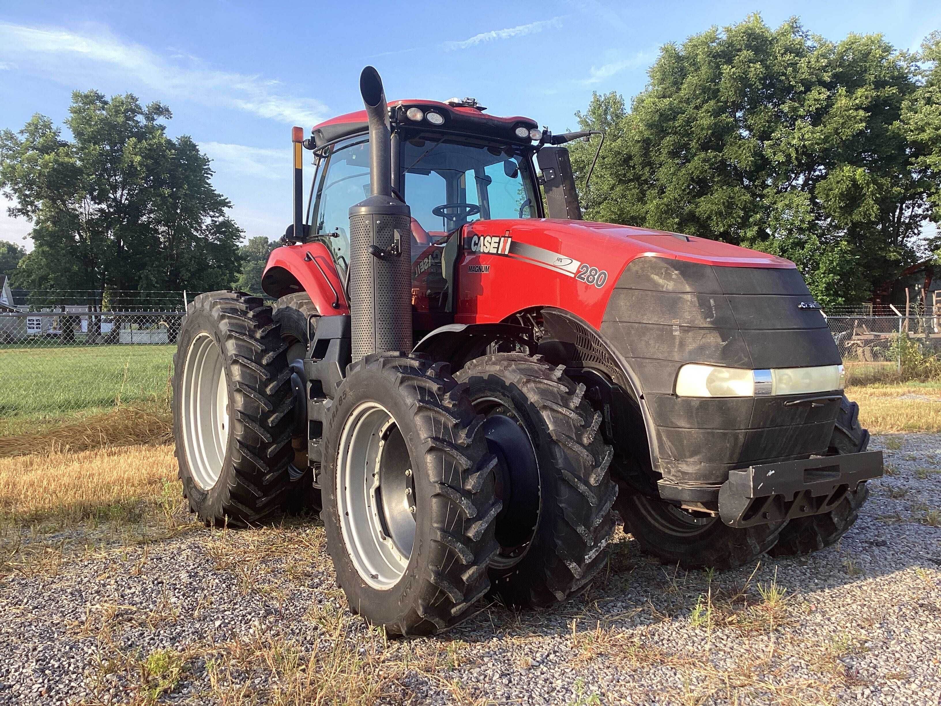 2018 Case IH Magnum 280 Equipment Image0