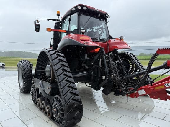 Image of Case IH Magnum 380 RowTrac equipment image 1