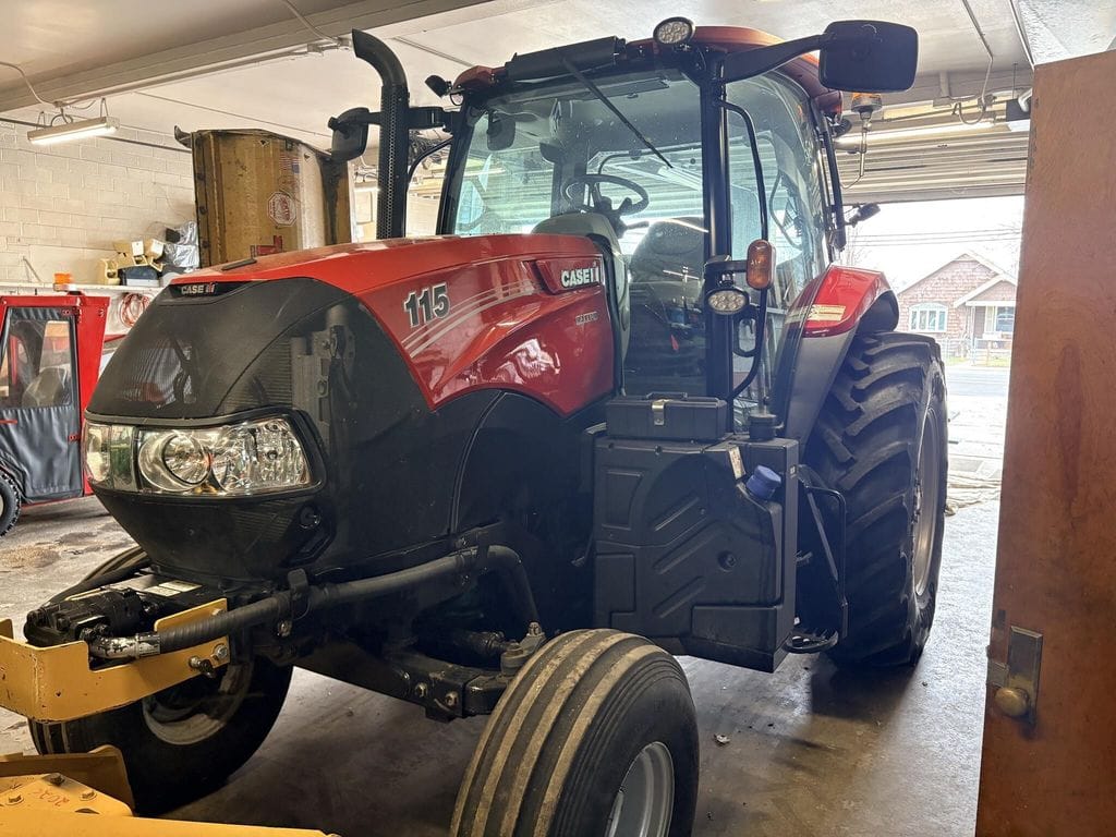 2018 Case IH Maxxum 115 Equipment Image0