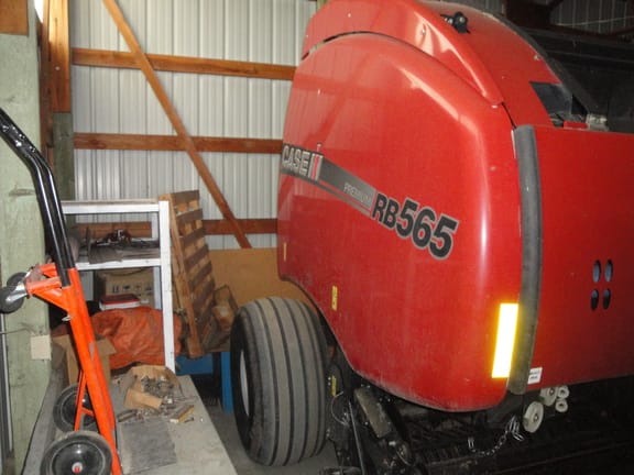2018 Case IH RB565 Equipment Image0