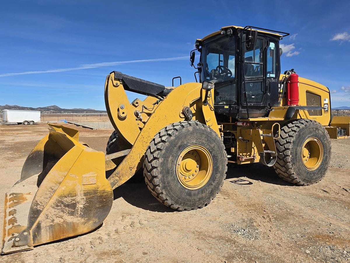 2018 Caterpillar 938M Equipment Image0