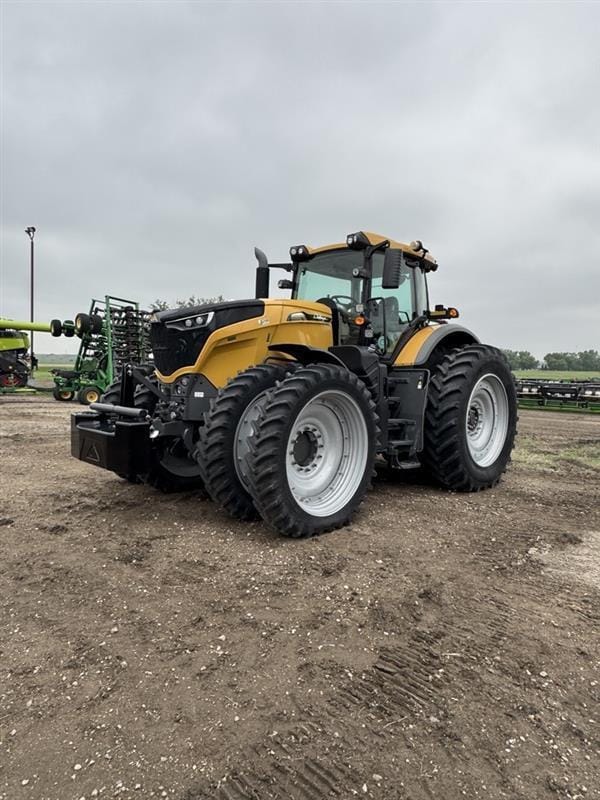 2018 Challenger 1042 Equipment Image0