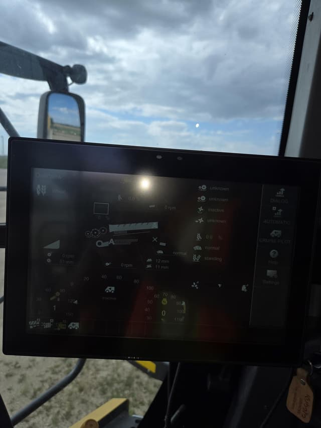 Image of CLAAS LEXION 760 equipment image 3