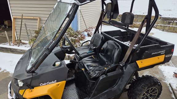 Image of Cub Cadet Challenger 400 equipment image 2