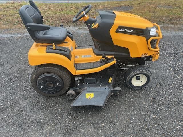 Image of Cub Cadet XT3 GSX equipment image 2