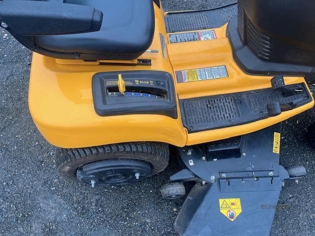 Image of Cub Cadet XT3 GSX equipment image 4