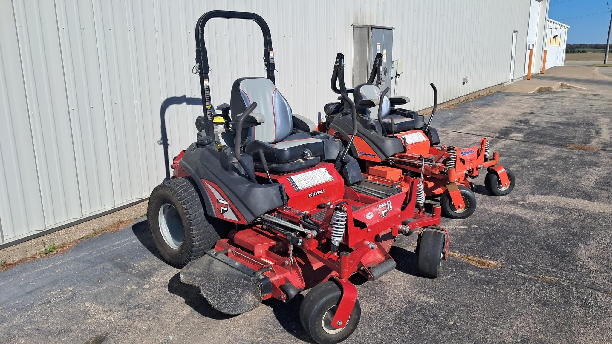 2018 Ferris IS3200Z Equipment Image0