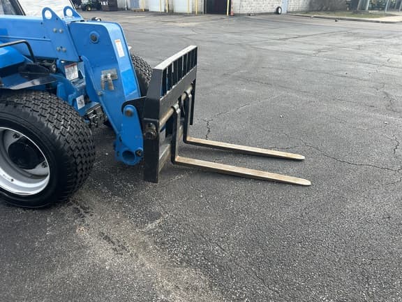 Image of Genie GTH5519 equipment image 4