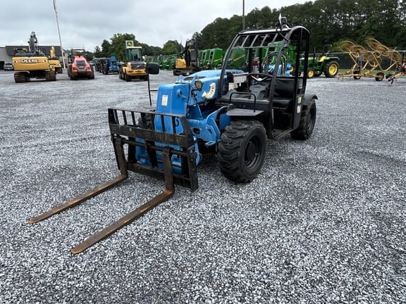 2018 Genie GTH5519 Equipment Image0