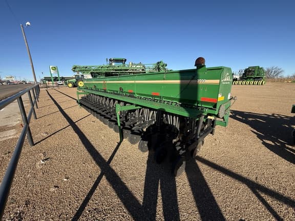 Image of Great Plains 2700 equipment image 4