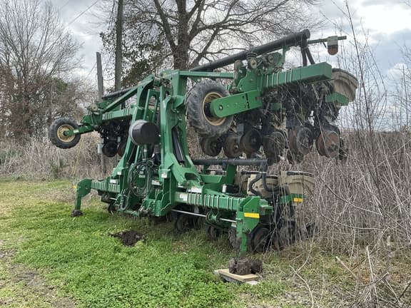 Image of Great Plains 3P4025AH24TR38 Primary image